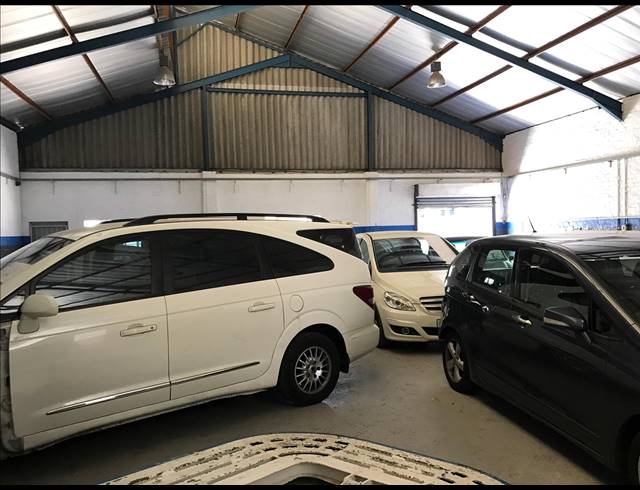 375M² FACTORY TO LET IN PAROW CENTRAL